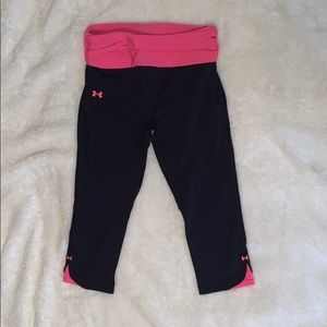 Under Armour ruched waist capris